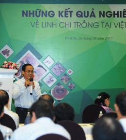 BS CK II Trần Văn Năm trình bày báo cáo