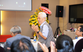 PGS.TS Phạm Thành Hổ phát biểu ý kiến