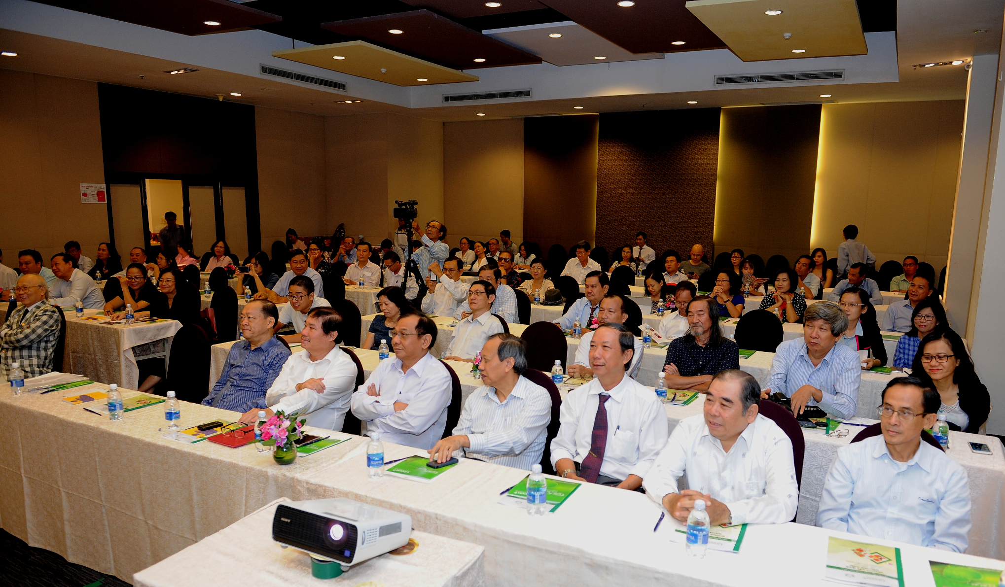 Toàn cảnh Hội nghị