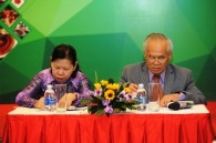 GS.TS Nguyễn văn Thanh: Chủ tọa. ThS. Lê Kim Phụng: Thư ký hội nghị.